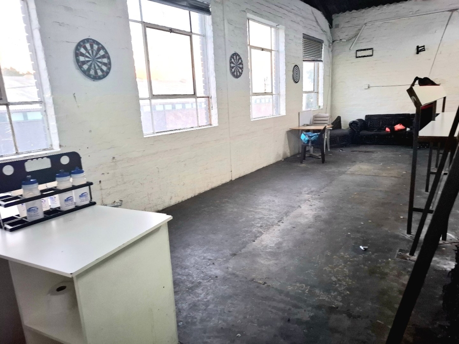  Bedroom Property for Sale in Bellville Central Western Cape